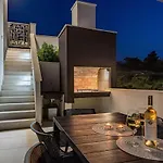 Bonella * Novigrad (Dalmatia)