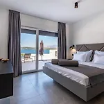 Bonella * Novigrad (Dalmatia)