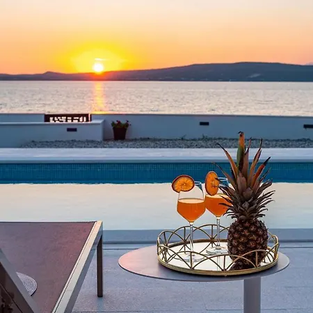 Bonella Casa de Férias Novigrad (Dalmatia)