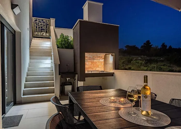 Bonella * Novigrad (Dalmatia)