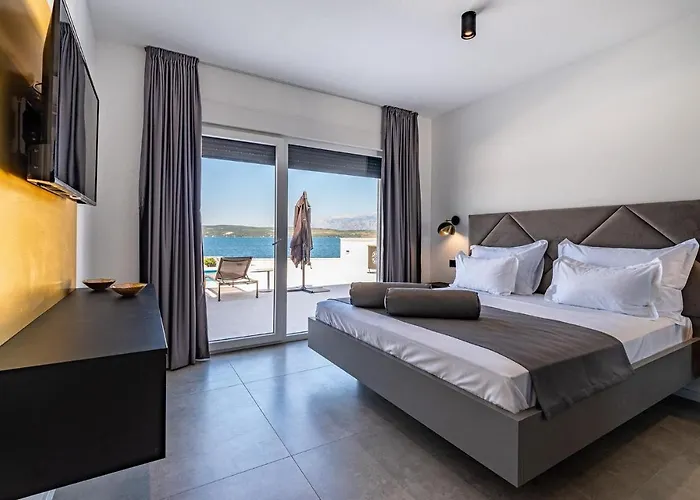 Bonella * Novigrad (Dalmatia)