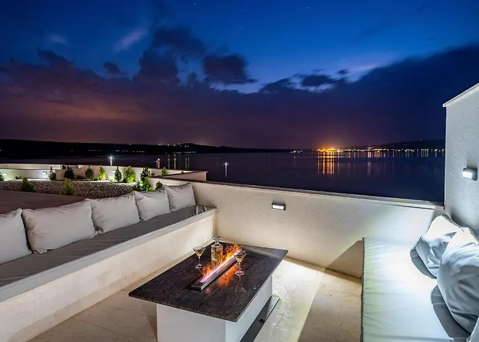 Bonella * Novigrad (Dalmatia)